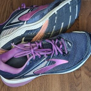 🌺Brooks 7.5 Women's Running Shoes - Navy and Purple
